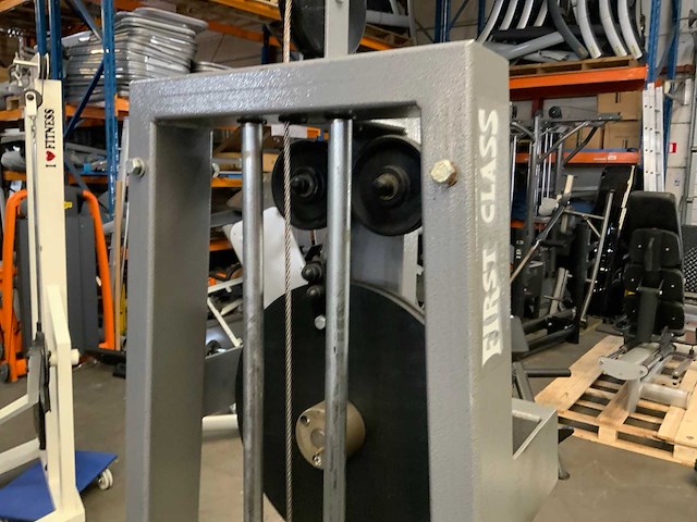 First class glute machine krachtstation - afbeelding 7 van  7