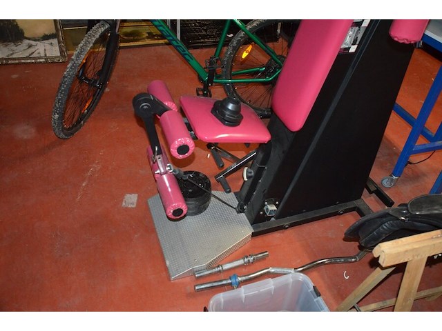Fitness toestel kettler met gewichten en 2 halter stangen - afbeelding 4 van  9