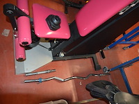 Fitness toestel kettler met gewichten en 2 halter stangen - afbeelding 7 van  9