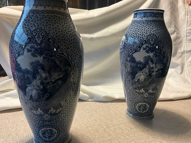Flamand bleu blauw-witte faience vaas (2x) - afbeelding 2 van  11