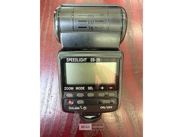 Flash nikon - afbeelding 2 van  2