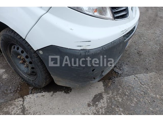 Flatbed van renault trafic (2013-214,606 km) - afbeelding 32 van  48