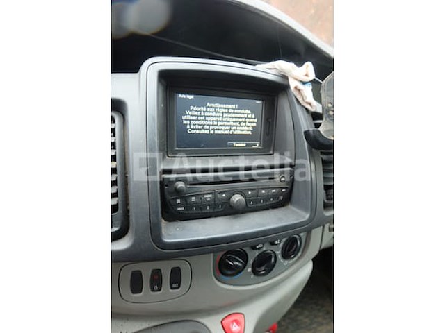 Flatbed van renault trafic (2013-214,606 km) - afbeelding 48 van  48