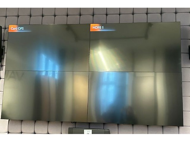 Flatscreen 4 tv's in werking met boxen - afbeelding 9 van  19