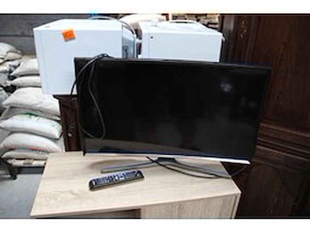 Flatscreen curved samsung - afbeelding 1 van  4