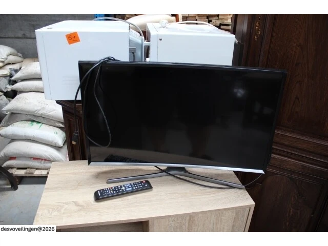 Flatscreen curved samsung - afbeelding 2 van  4