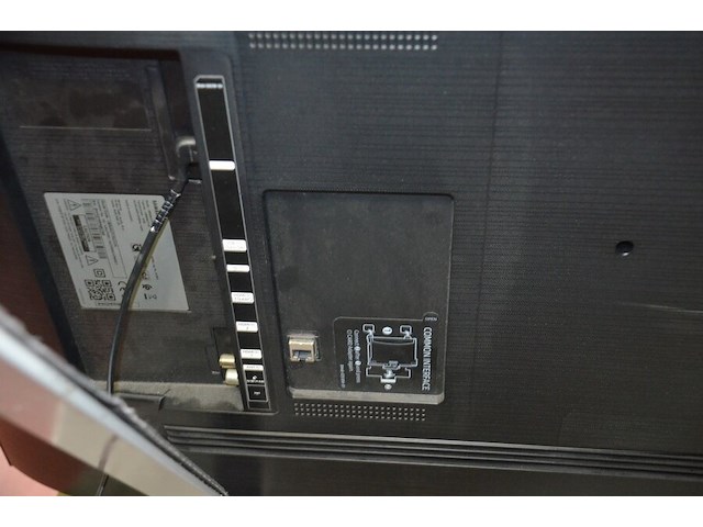Flatscreen samsung ue50au7170u zonder kabel - afbeelding 4 van  6