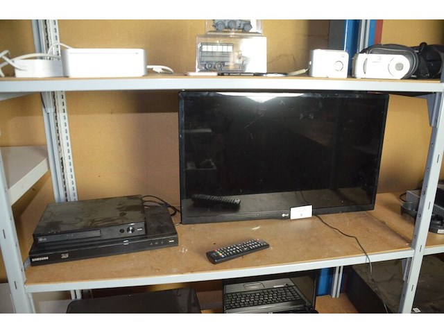 Flatscreen tv lg 28mt48df met afstandsbediening, blu-ray lg, blu-ray 3d samsung - afbeelding 1 van  7