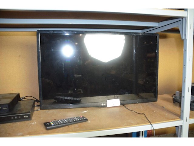 Flatscreen tv lg 28mt48df met afstandsbediening, blu-ray lg, blu-ray 3d samsung - afbeelding 6 van  7