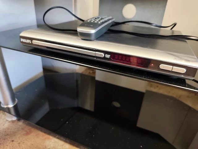 Flatscreen tv lg 37le310 met afstandsbediening (gebruikt en getest), dvd speler philips dvp520/00 met afstandsbediening (gebruikt en getest) - afbeelding 10 van  10