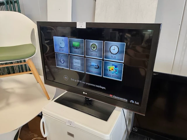 Flatscreen tv lg 37lv3550 zonder afstandsbediening (gebruikt en getest) - afbeelding 4 van  6