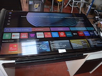 Flatscreen tv lg 50nano2t6b met afstandsbediening en muurbeugel, fineer bureel met 1 lade en 1 deur, soundbar medion, bureau stoel - afbeelding 9 van  14
