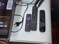 Flatscreen tv lg 50nano2t6b met afstandsbediening en muurbeugel, fineer bureel met 1 lade en 1 deur, soundbar medion, bureau stoel - afbeelding 12 van  14