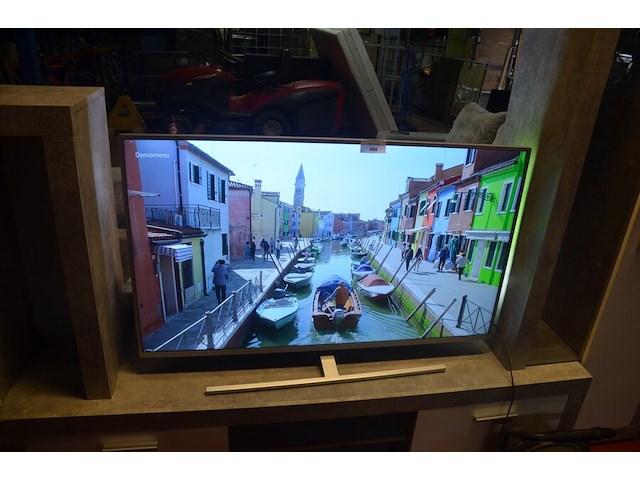 Flatscreen tv philips 50pus8535/12 met afstandsbediening - afbeelding 5 van  7