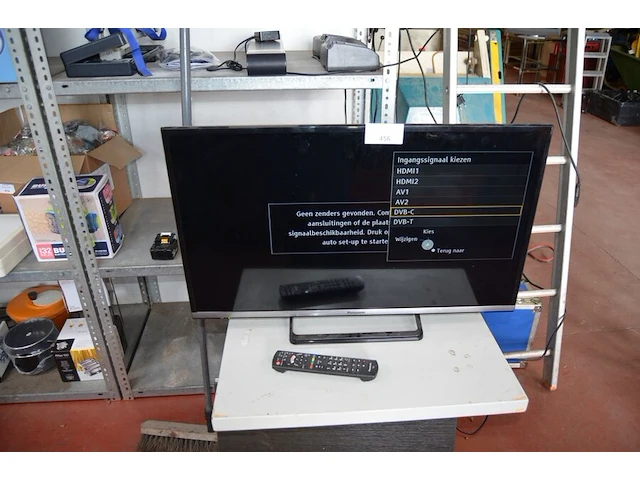 Flatscreen tv philips tx-32cs510e met afstandsbediening - afbeelding 1 van  5