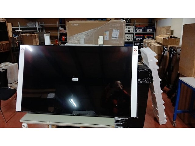 Flatscreen tv samsung crystal uhd, model: ue55cu7150u, 139cm nieuw in doos (b419) - afbeelding 1 van  7
