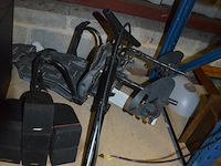 Flatscreen tv sony, flatscreen tv philips, 7 speakers bose, subwoofer bose, fietspomp, fietsstoeltje - afbeelding 9 van  9