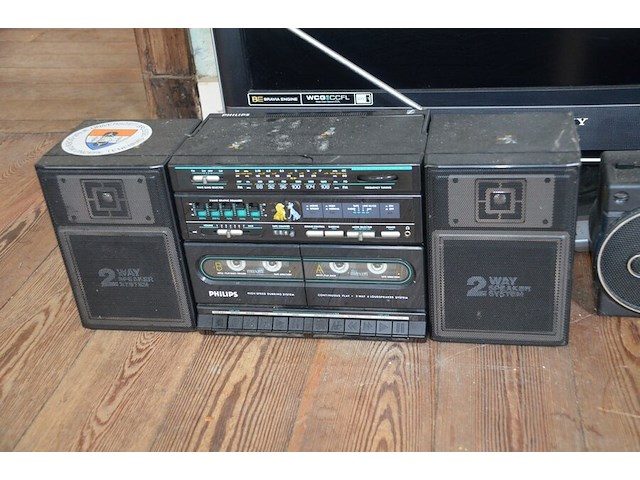 Flatscreen tv sony kdl-40w2000 met afstandsbediening, radio philips d8478, radio philips d8072 - afbeelding 5 van  6