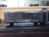 Flatscreen tv sony met afstandsbediening, sony ontvanger/versterker str-de205, 4 speaker sony, bluetooth speaker jbl clip 4, 2 hoofdtelefoons - afbeelding 11 van  16