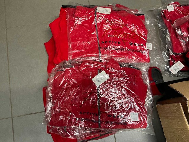 Fleeces - afbeelding 4 van  5