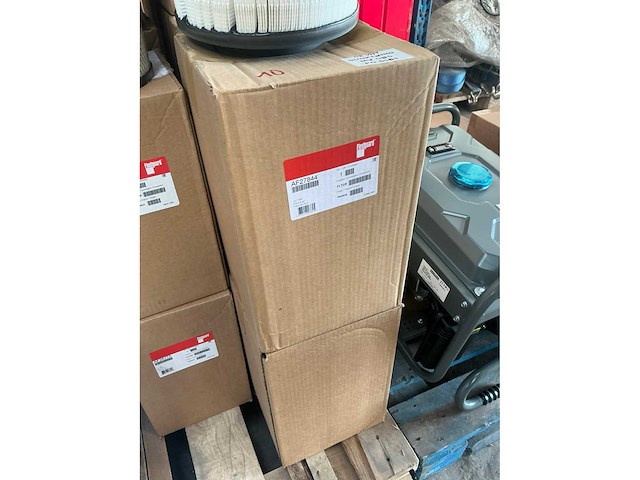 Fleetguard af27844 luchtfilter (10x) - afbeelding 1 van  4