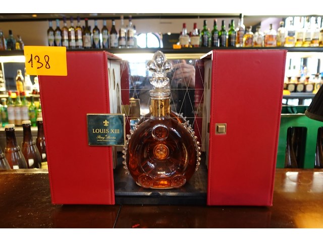Fles cognac remy de martin - afbeelding 1 van  5