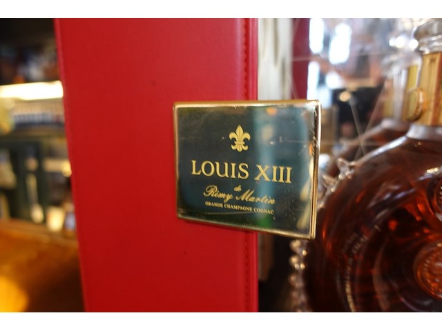 Fles cognac remy de martin - afbeelding 2 van  5