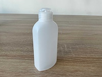 Fles met dop - afbeelding 1 van  6