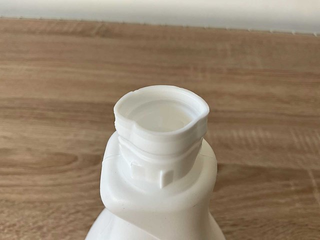 Fles ovaal 500ml pehd wit 40gr snap-on hals ts1 fles (7719x) - afbeelding 3 van  5