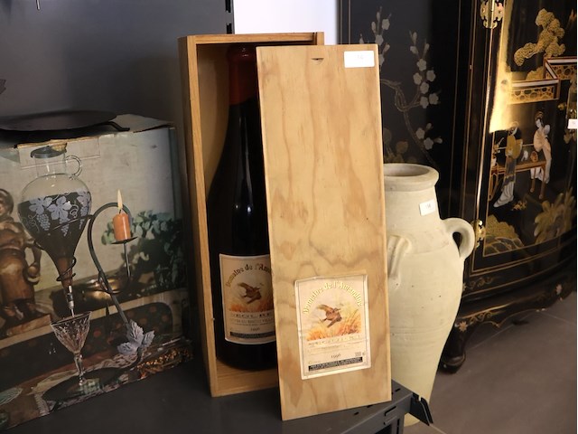 Fles rode wijn 3l - afbeelding 1 van  4