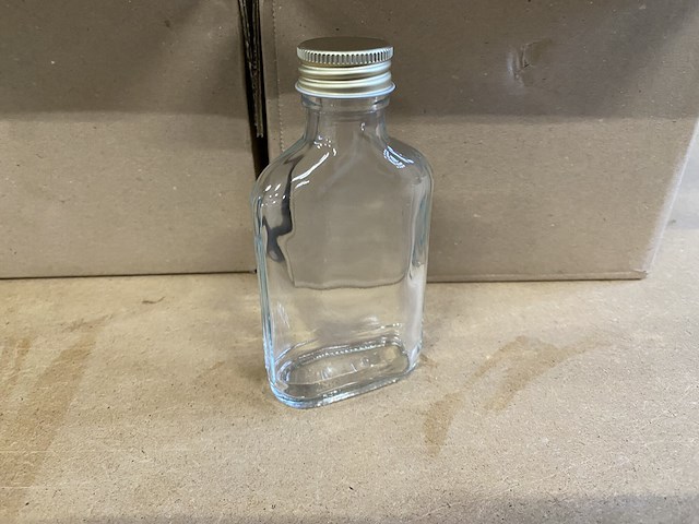 Flesjes met draaidop (+/- 50st) - afbeelding 1 van  3