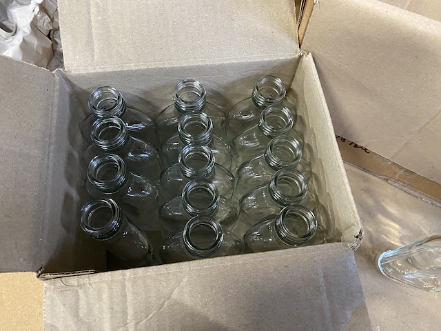 Flesjes met draaidop (+/- 50st) - afbeelding 2 van  4