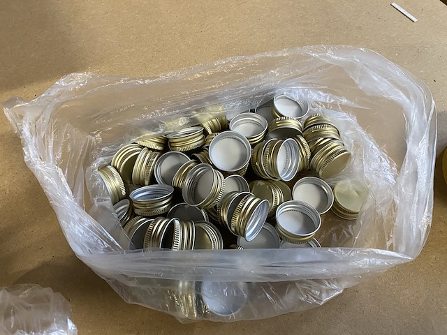 Flesjes met draaidop (+/- 50st) - afbeelding 3 van  4