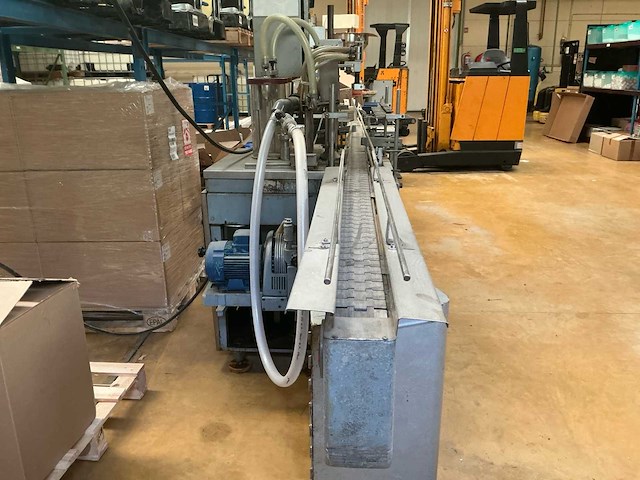 Flessen afvul toestel met band - afbeelding 3 van  13