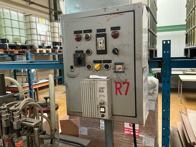 Flessen afvul toestel met band - afbeelding 7 van  13