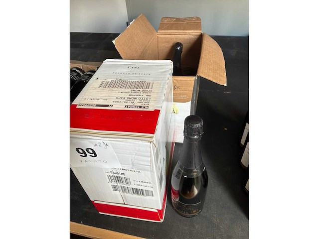 Flessen cava divers (12x) - afbeelding 1 van  3