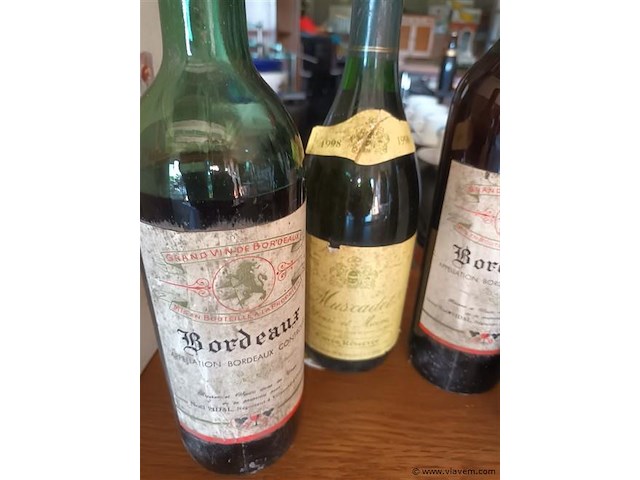 Flessen wijn. 4 stuks - afbeelding 2 van  3