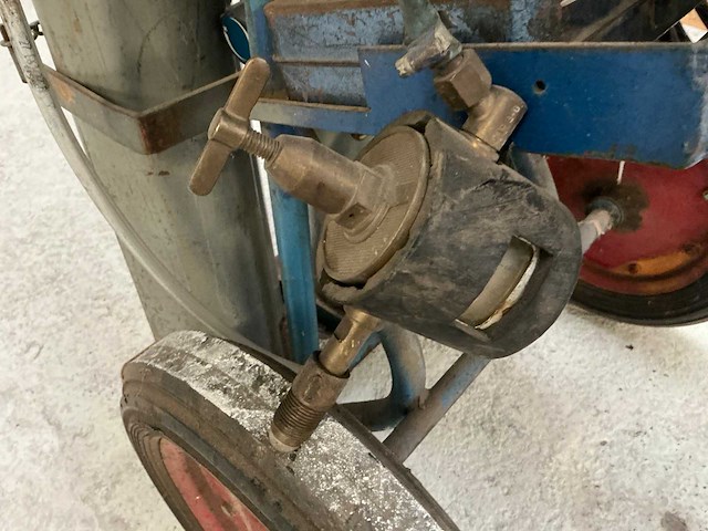 Flessenwagen met snijbranderset - afbeelding 9 van  10