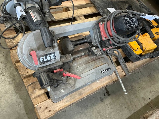 Flex sbg 4908 metalen horizontale bandzaagmachine - afbeelding 1 van  4