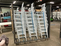 Flexfurn napoleon stapelbare stoel (21x) - afbeelding 3 van  4