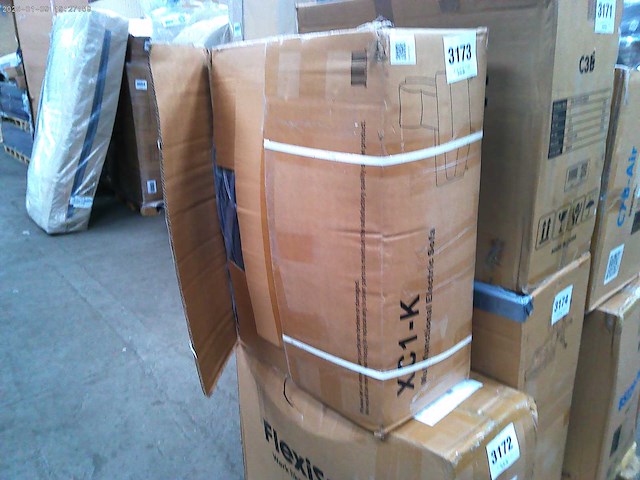 Flexispot adult reclining massagestoel, stoffen fauteuil - afbeelding 9 van  9