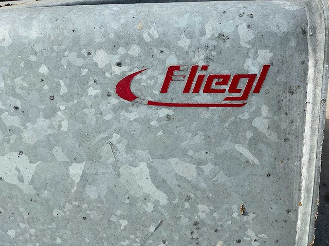 Fliegl borstelmachine - afbeelding 9 van  9
