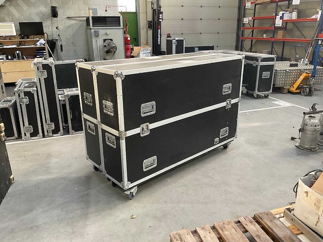 Flightcase (2x) - afbeelding 1 van  8