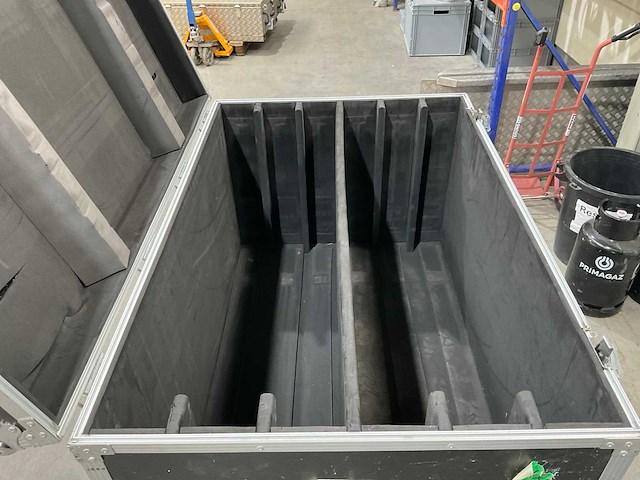 Flightcase (2x) - afbeelding 10 van  12