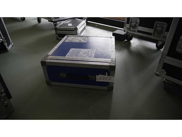 Flightcase 4units 50cm x 20cm height 50cm - afbeelding 1 van  2