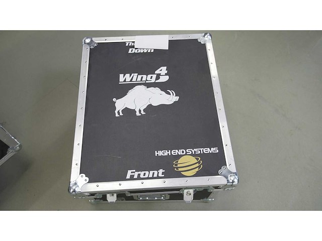 Flightcase 70cm x 58 cm height without wheels 43cm - afbeelding 1 van  1