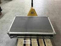 Flightcase leeg afm ± 105x84x31 - afbeelding 2 van  2