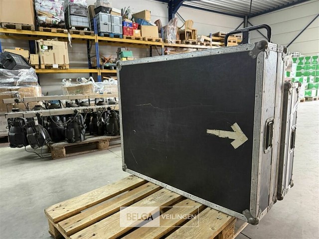 Flightcase leeg afm 105x84x31 - afbeelding 2 van  2