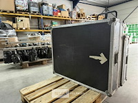 Flightcase leeg afm 105x84x31 - afbeelding 2 van  2