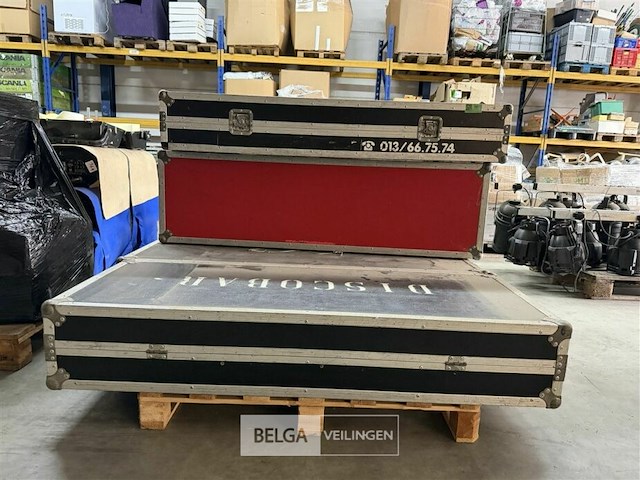Flightcase leeg afm ± 147x57x27 - afbeelding 1 van  2